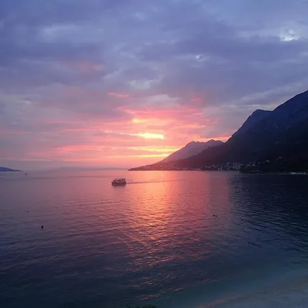 Studio Apartment In Gradac With Balcony, Air Conditioning, Wifi 4238-9 Appartement